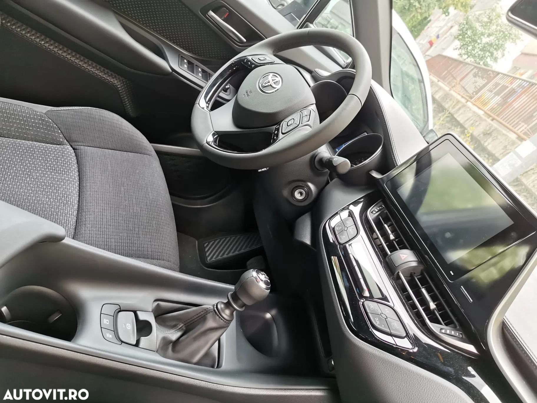 Toyota C-HR 1.2 Turbo 4x2 C-enter - 12