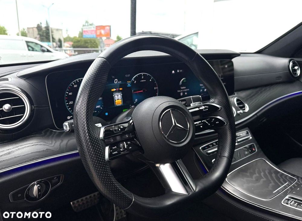 Mercedes-Benz Klasa E 220 d 4-Matic AMG - 15