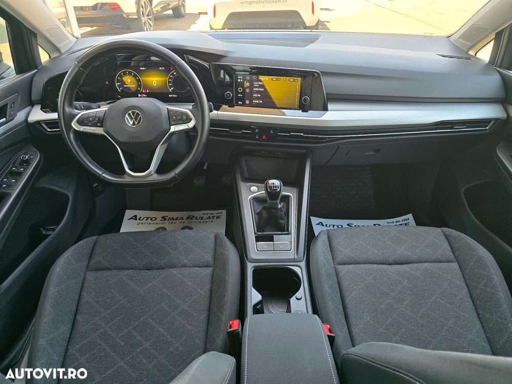 Volkswagen Golf - 9