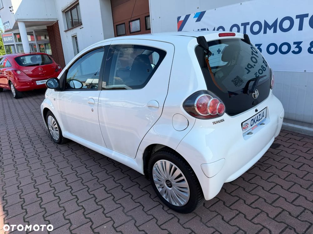 Toyota Aygo 1.0 VVT-i Sol EU5 - 7