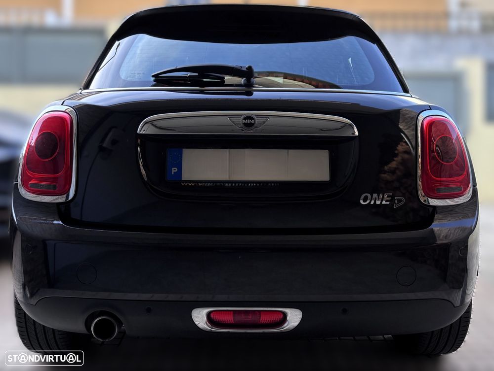 MINI 5 Portas One D - 4