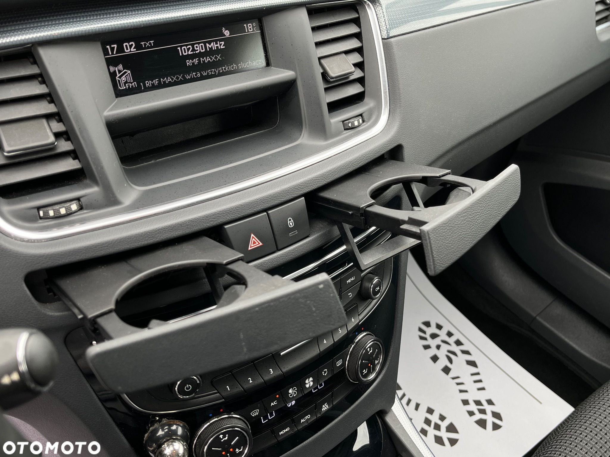 Peugeot 508 SW HDi FAP 140 Allure - 16