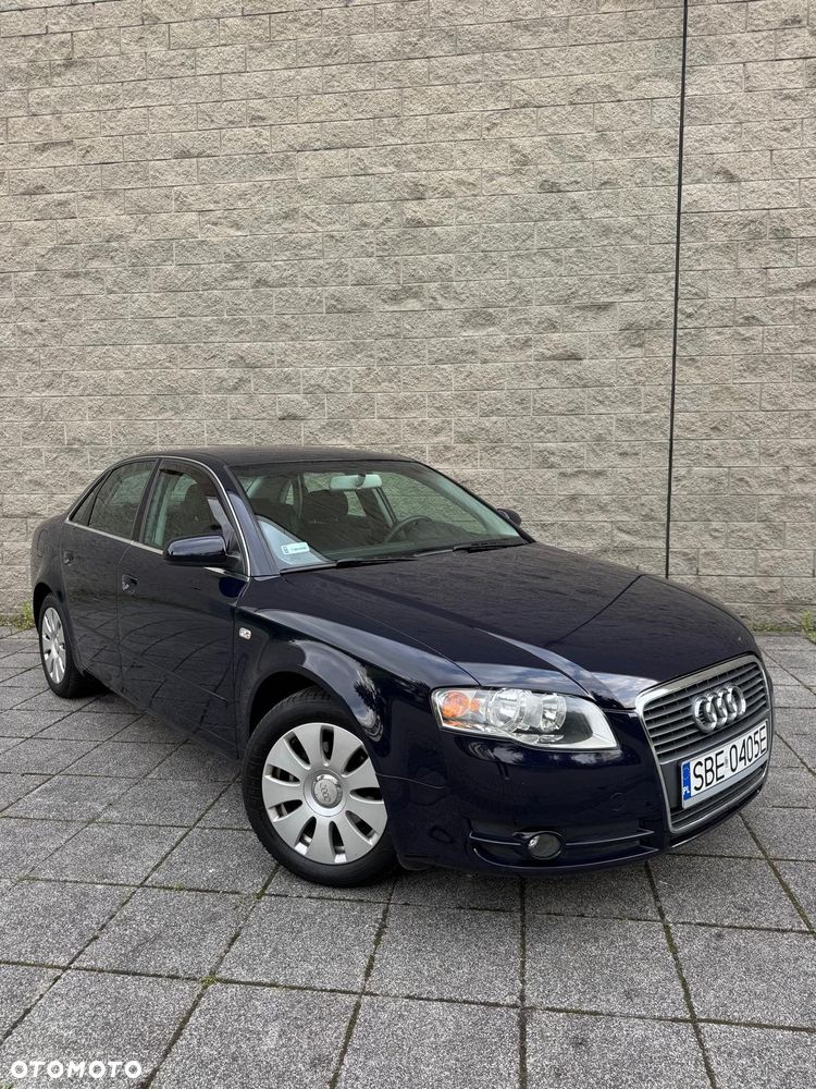 Audi A4 Limousine - 3
