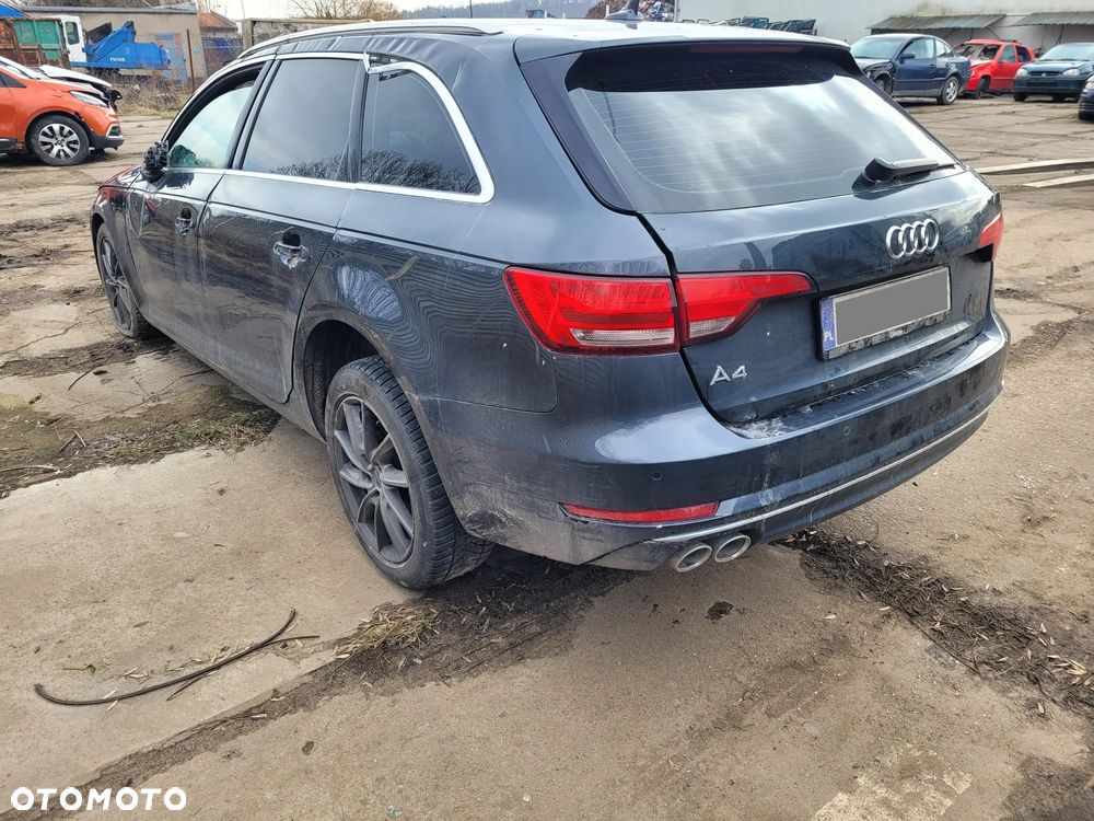 Audi A4 Avant 2.0 TDI Design S tronic - 2