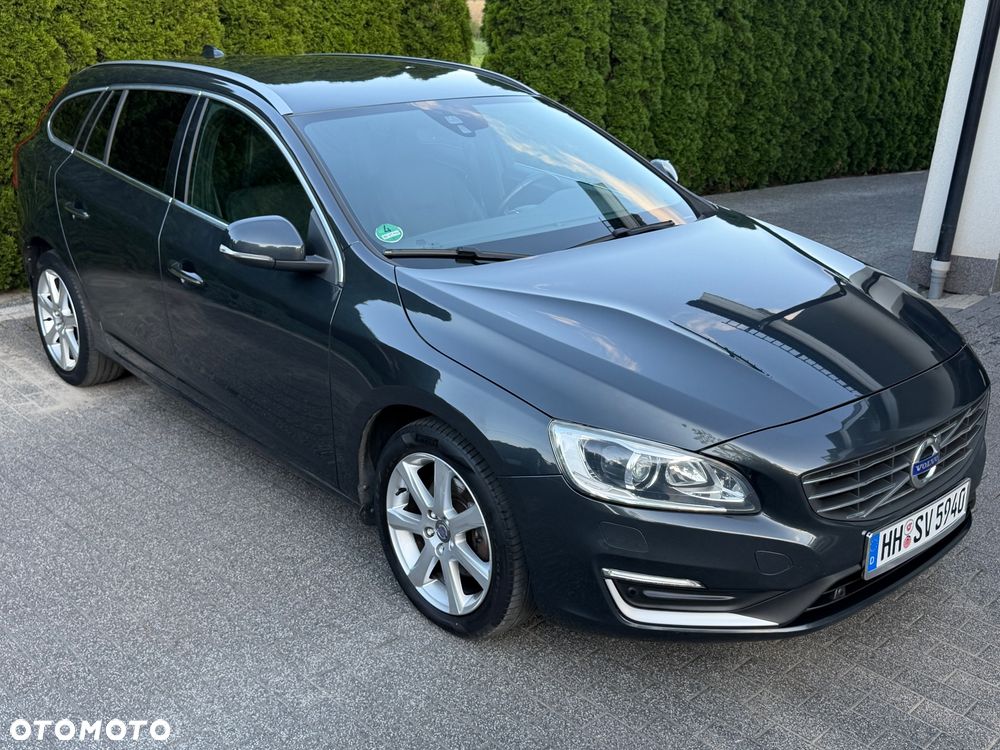 Volvo V60 D2 Drive-E Momentum - 11