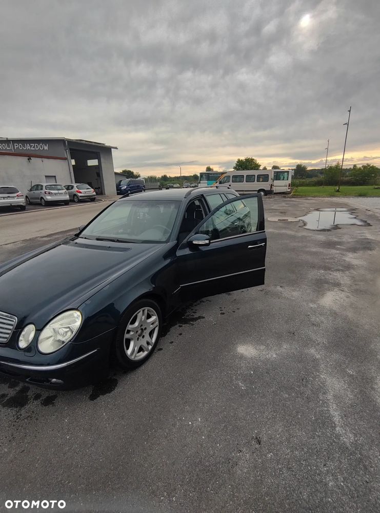Mercedes-Benz Klasa E - 12