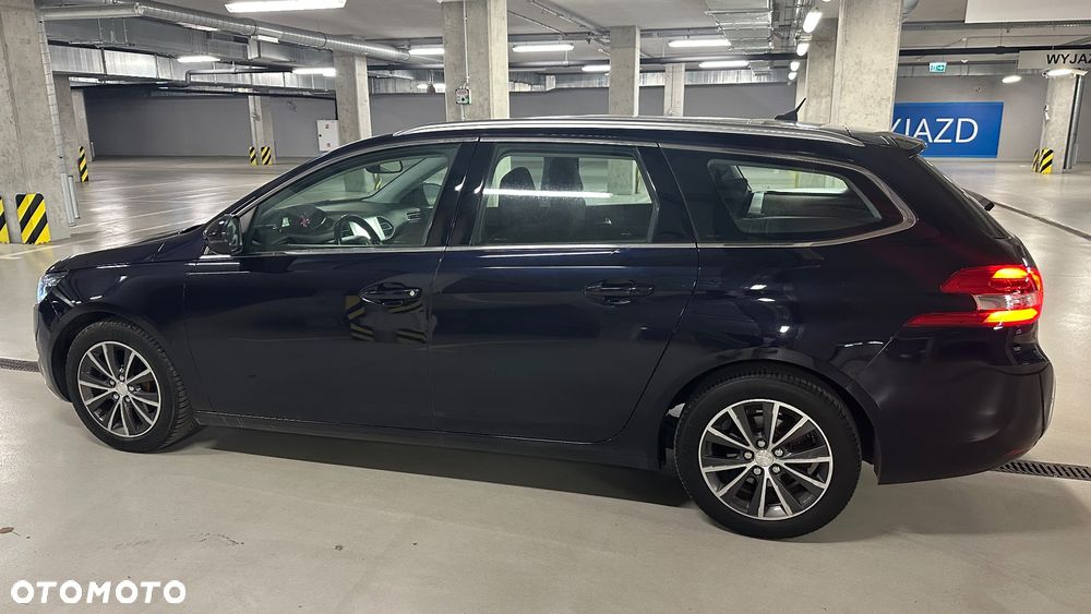 Peugeot 308 1.6 BlueHDi Allure S&S - 13