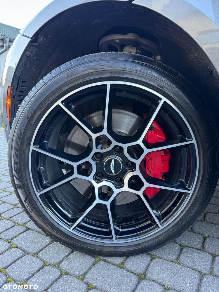 Aston Martin DBX Standard - 37