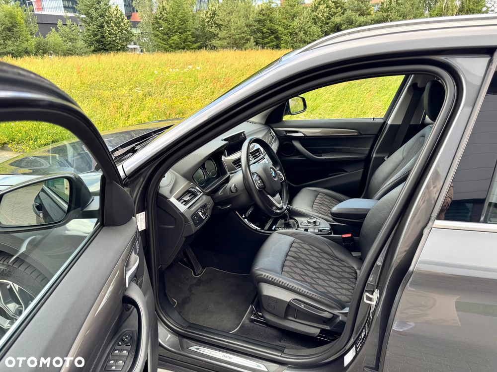 BMW X1 xDrive18d - 10