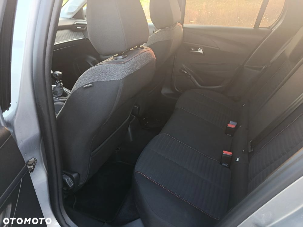 Peugeot 208 1.2 PureTech Active S&S - 11