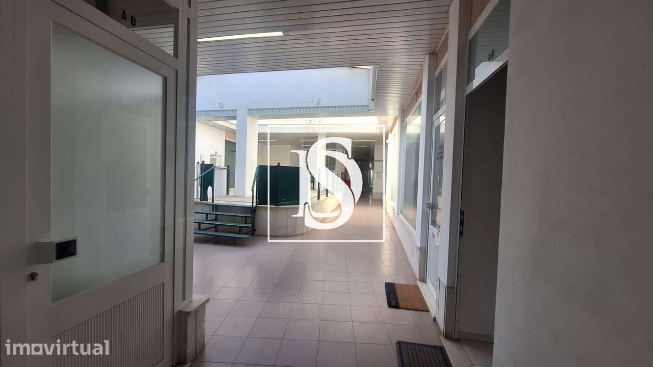 Loja para venda no Centro do Entroncamento - Grande imagem: 2/13