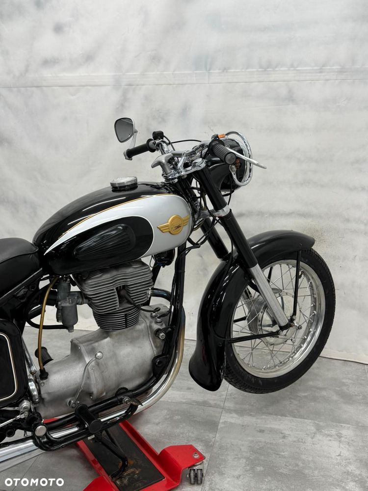 Simson Inny - 10