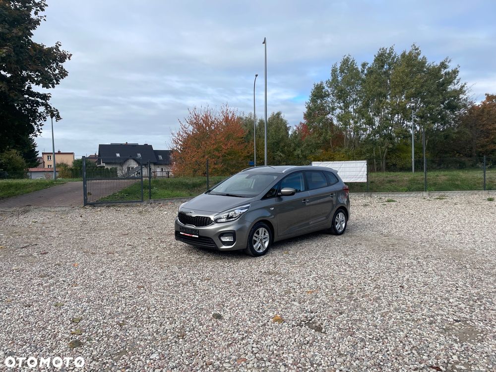 Kia Carens 1.7 CRDi 141 Dream Team Edition - 21