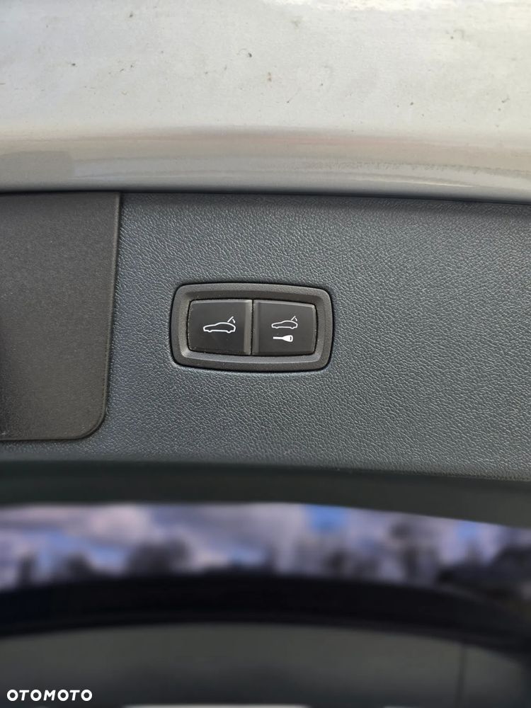 Porsche Cayenne Platinum Edition - 24