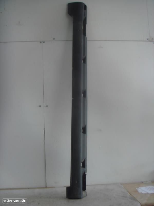 Embaladeira Lateral Esq Volkswagen Passat (3C2) - 1