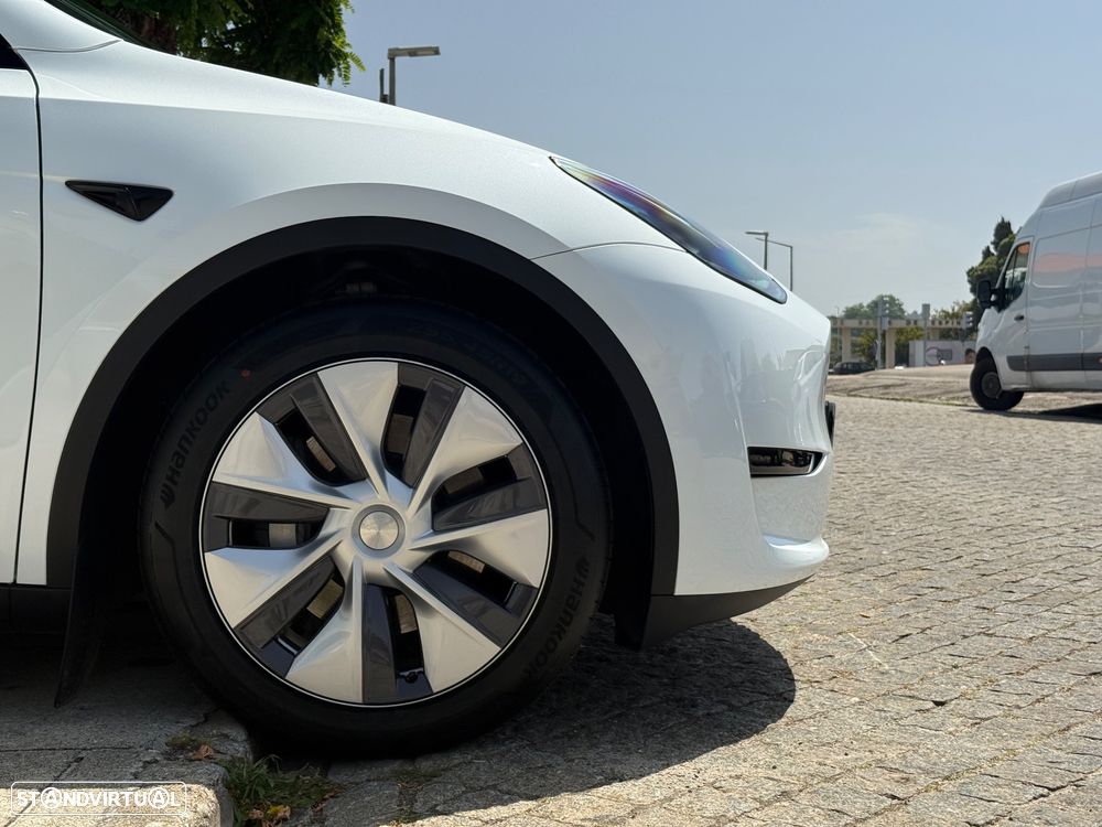 Tesla Model Y RWD - 11