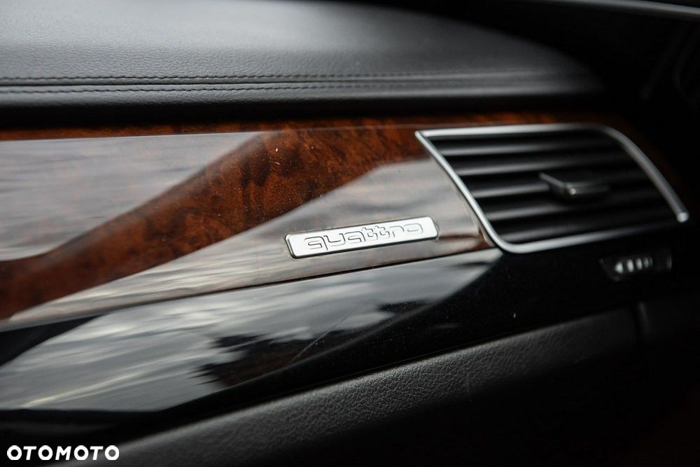 Audi A8 4.2 TDI Quattro - 31
