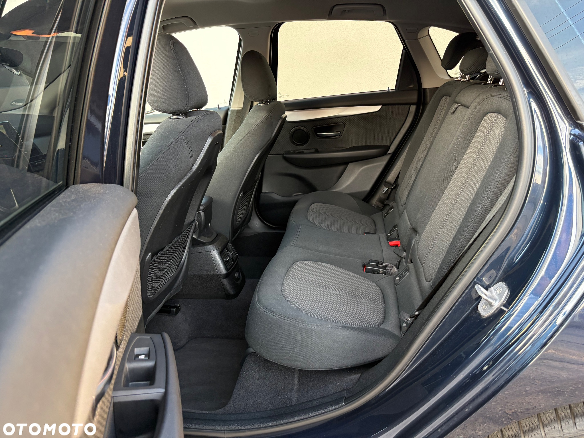 BMW Seria 2 218i Active Tourer - 23