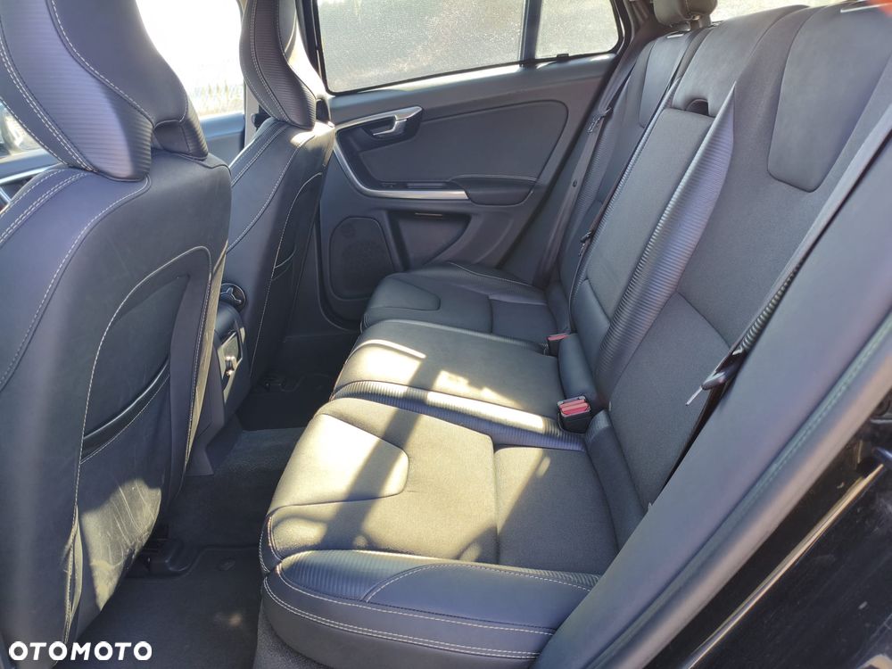 Volvo V60 - 14