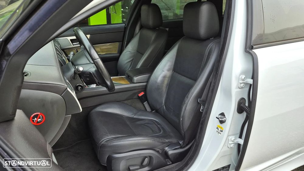 Jaguar XF Sportbrake 2.2 - 15