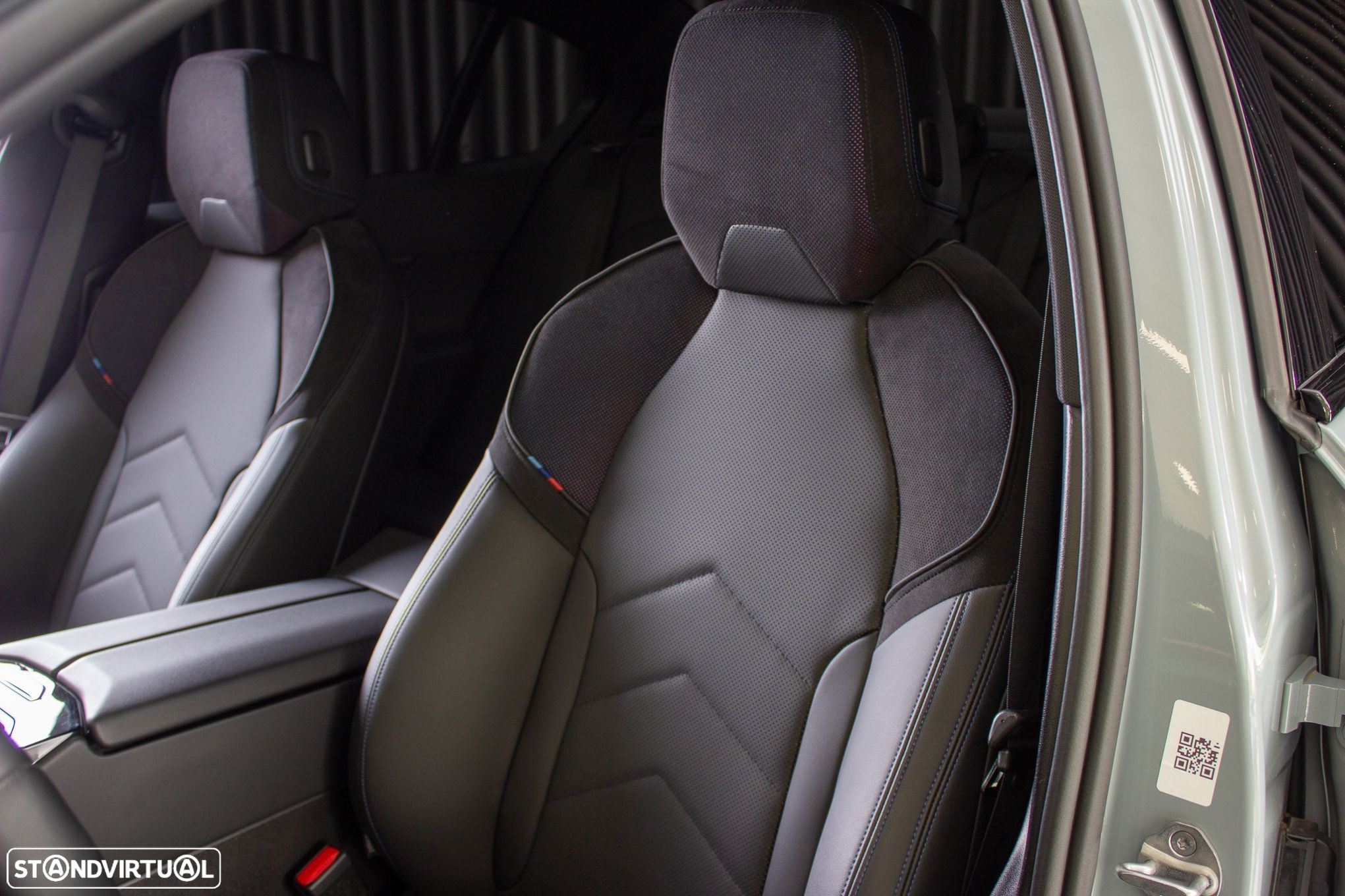 BMW i5 eDrive40 - 19