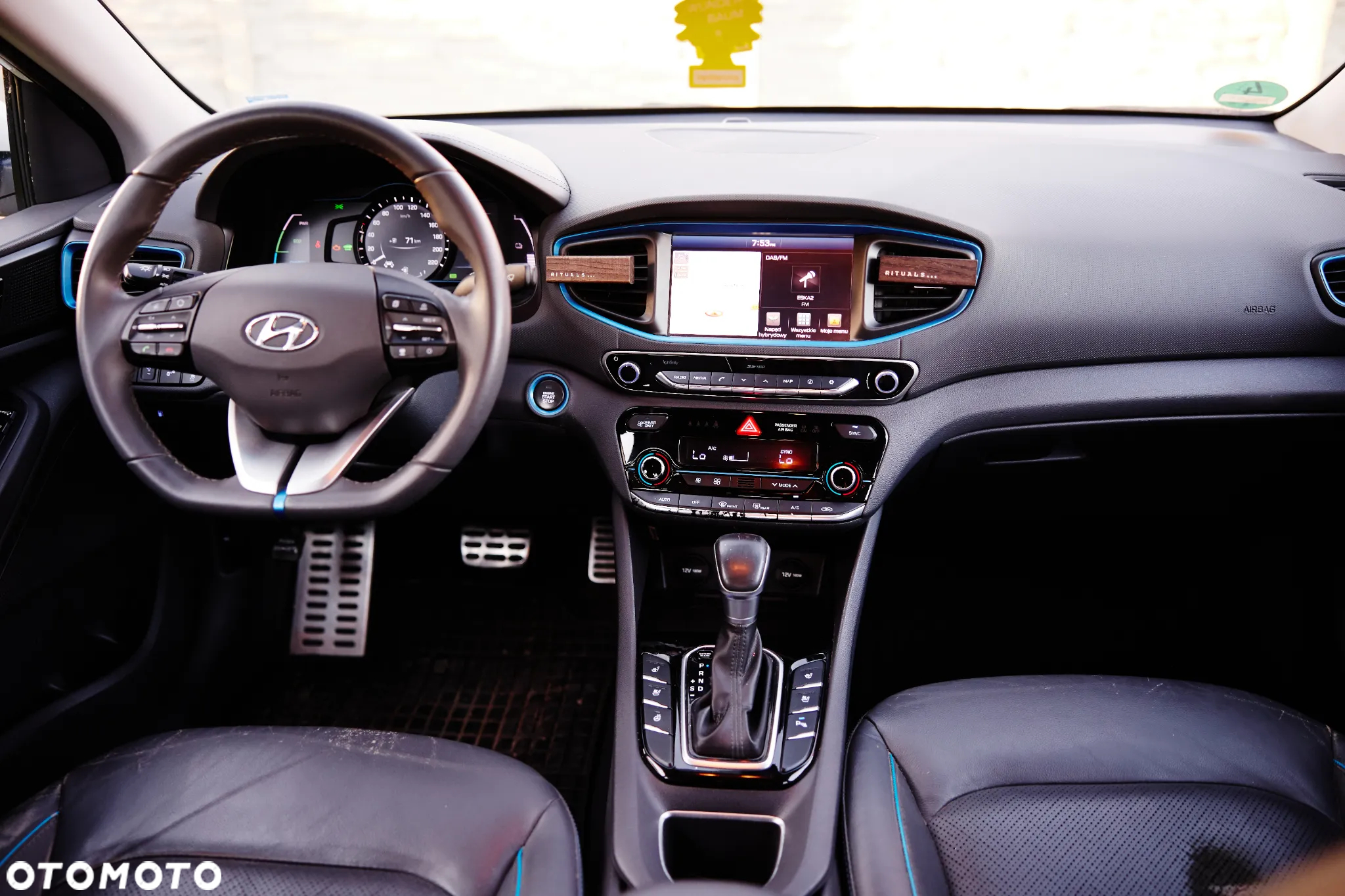 Hyundai IONIQ hybrid Platinum - 25