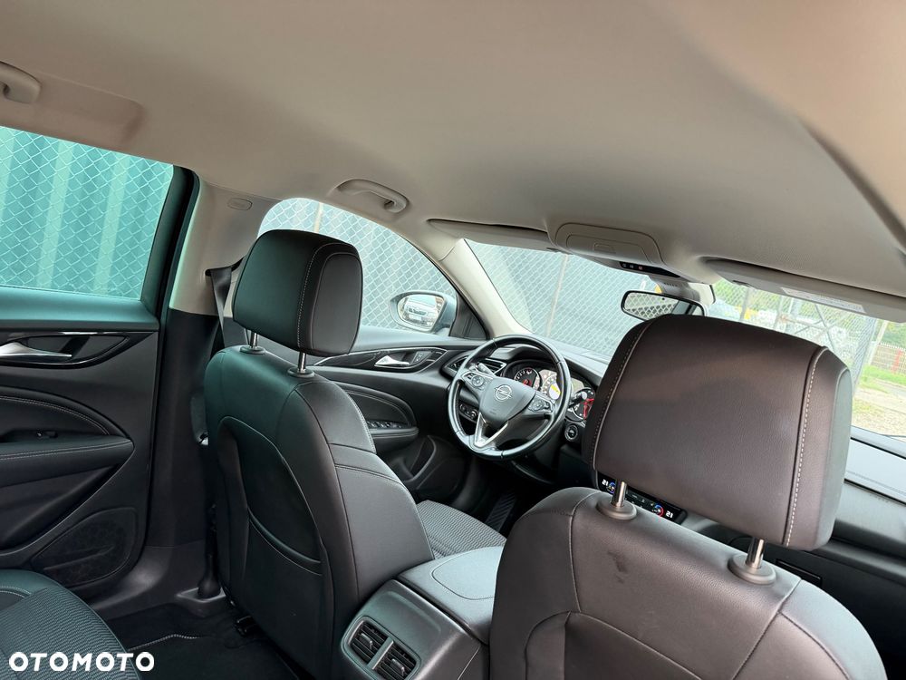 Opel Insignia - 10