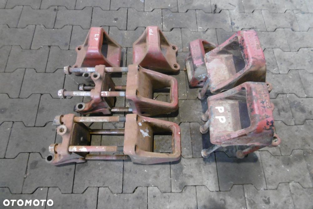 Ślizg resora Iveco Trakker Magirus Eurotrakker - 1