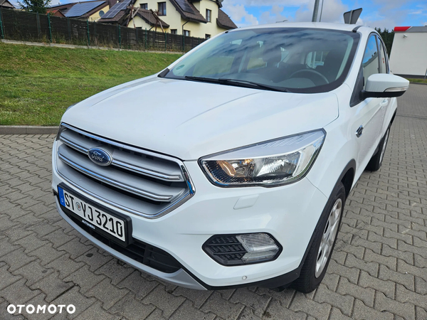 Ford Kuga 1.5 EcoBoost 2x4 Business Edition