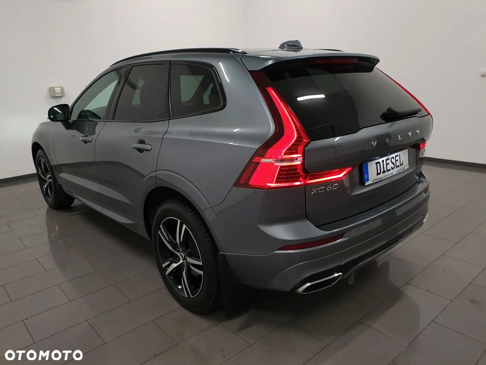 Volvo XC 60 D4 R-Design - 4