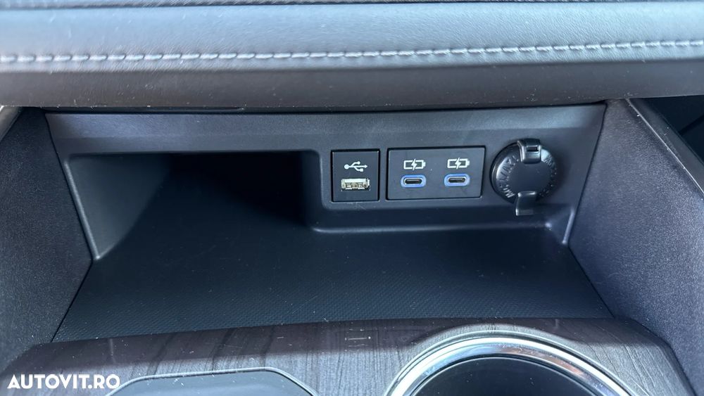 Toyota Highlander 2.5 L Hybrid Dynamic Force 248CP Dynamic Metallic - 24