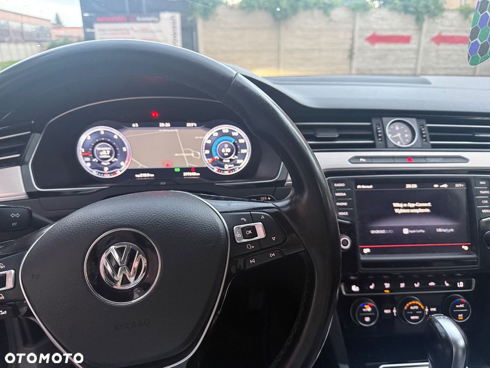 Volkswagen Passat 2.0 TDI BMT Highline DSG - 23
