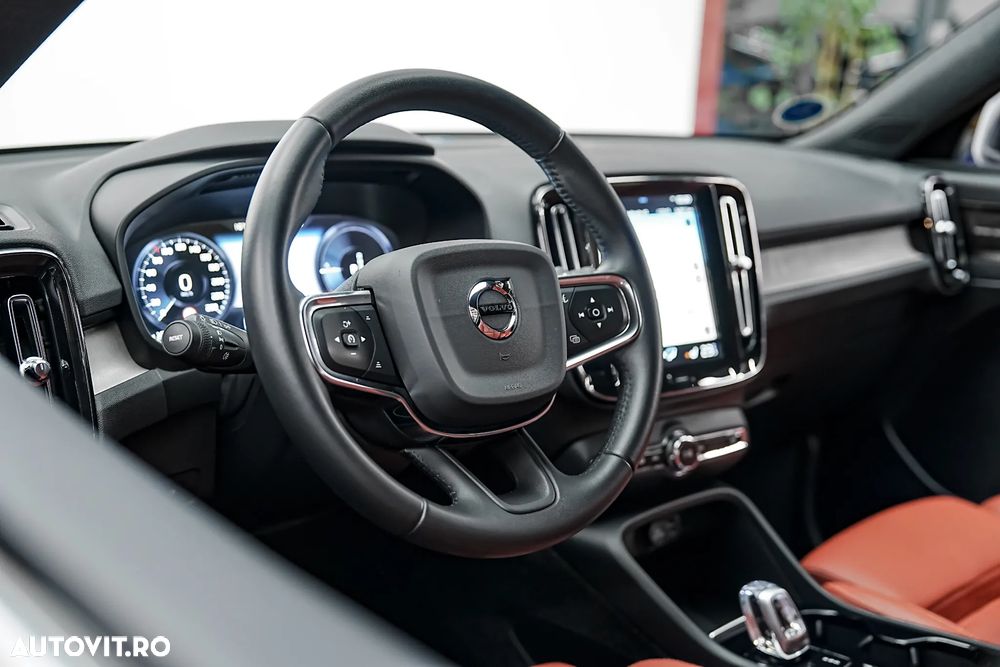 Volvo XC 40 T5 AWD Geartronic Inscription - 12