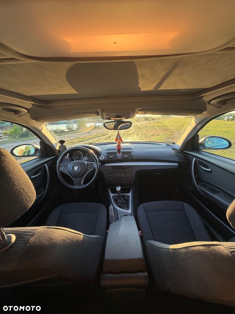 BMW Seria 1 118d - 9