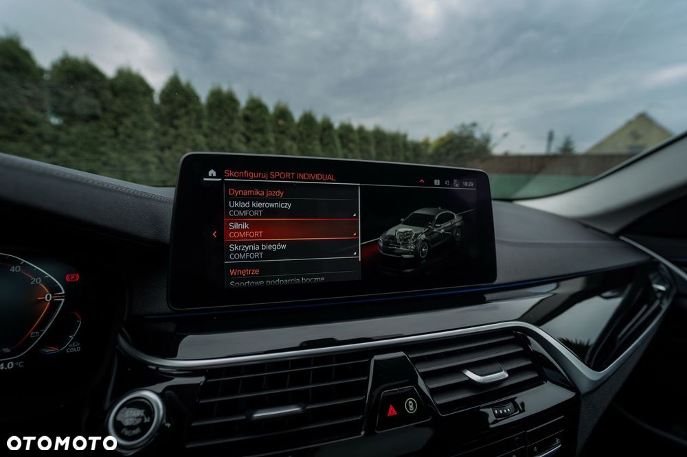 BMW Seria 5 520d xDrive Sport Line - 33
