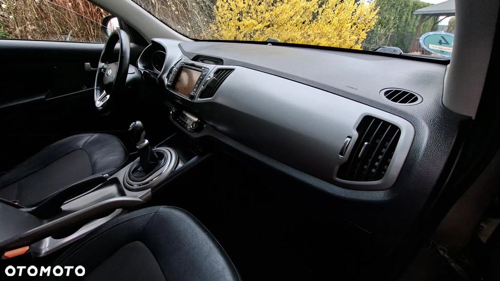 Kia Sportage 1.6 GDI 2WD Dream-Team Edition - 24