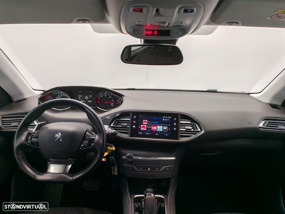 Peugeot 308 1.5 BlueHDi Style J17 EAT8 - 8