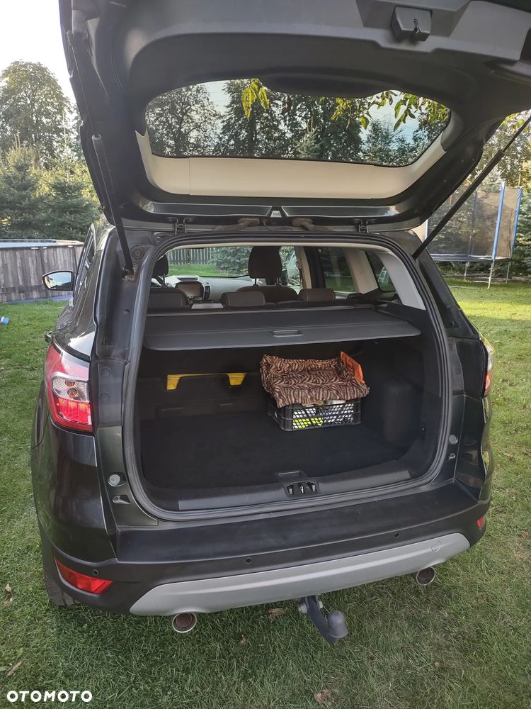 Ford Kuga 1.5 EcoBoost 2x4 Business Edition - 21