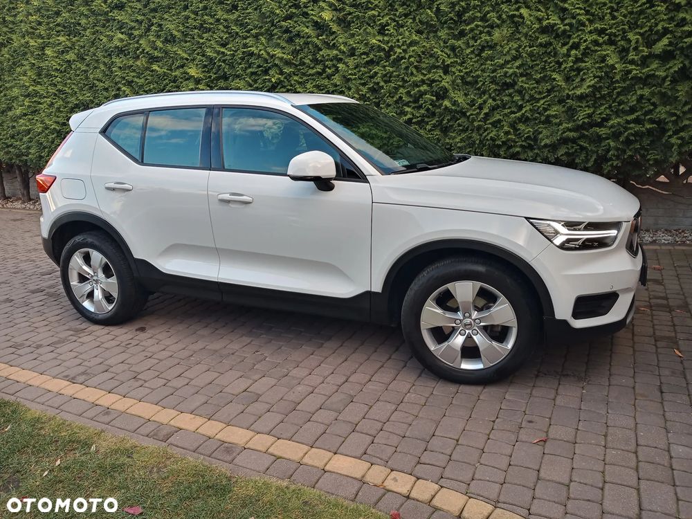 Volvo XC 40 T3 Momentum Pro - 9