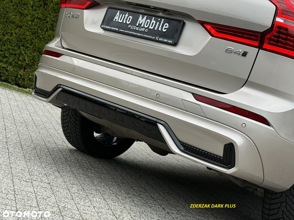 Volvo XC 60 B4 D AWD Plus Dark - 32