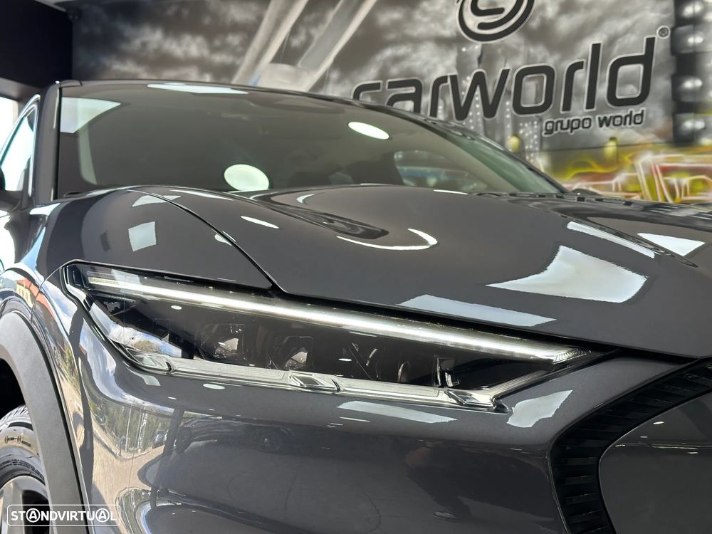 Ford Mustang Mach-E Premium - 16