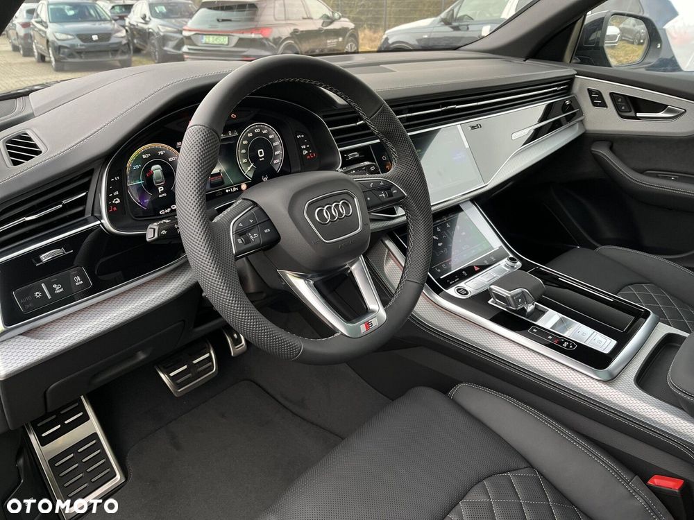 Audi Q8 - 27