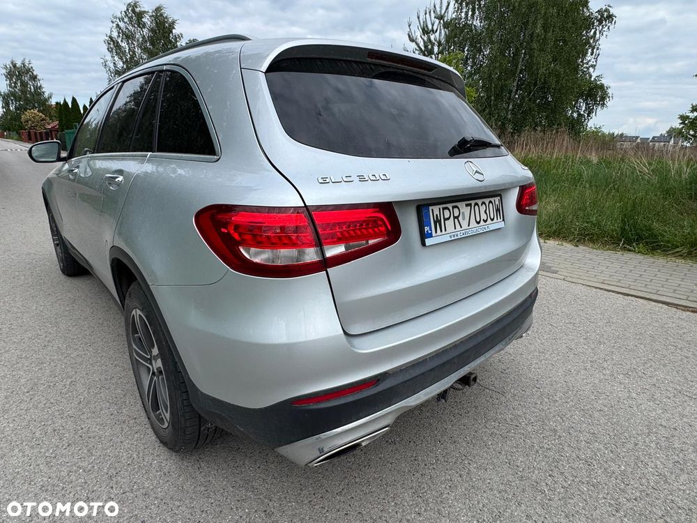 Mercedes-Benz GLC 300 4Matic 9G-TRONIC Exclusive - 7