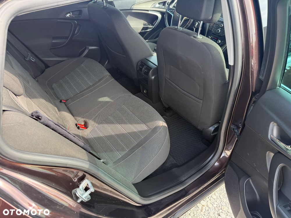 Opel Insignia - 23