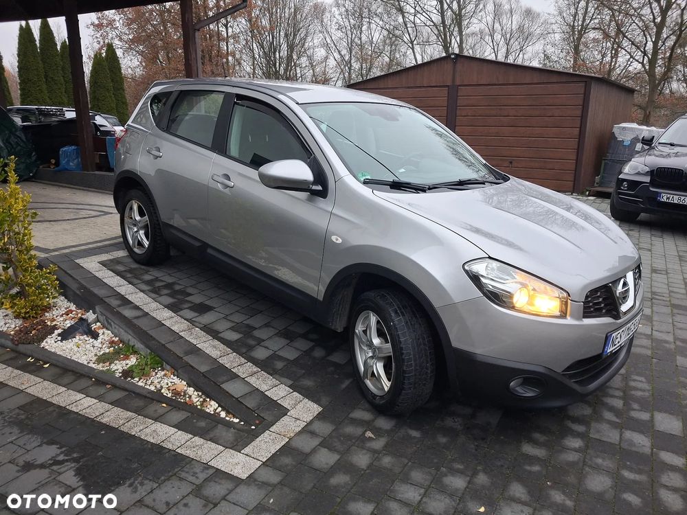 Nissan Qashqai 2.0 visia - 3