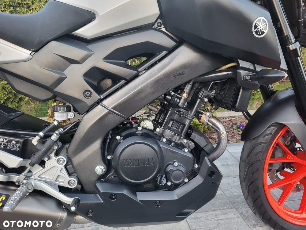 Yamaha MT - 17