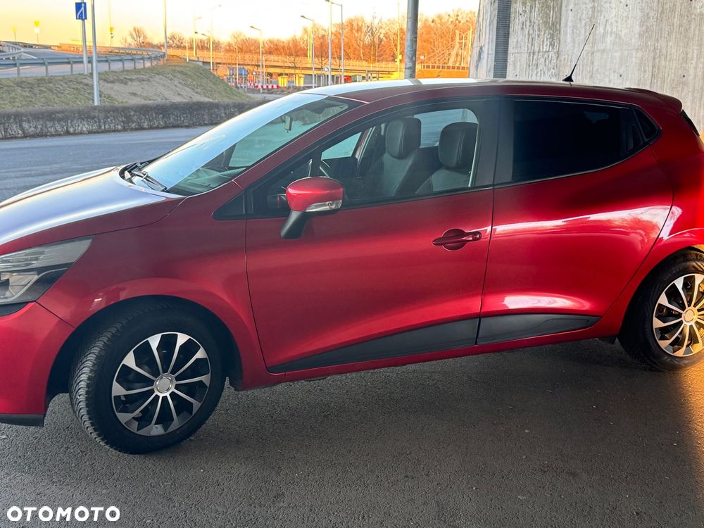 Renault Clio 1.2 16V Intens - 6