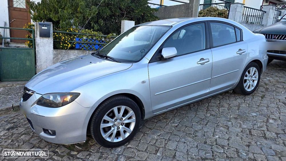 Mazda 3 Sedan MZ-CD 1.6 Exclusive - 1