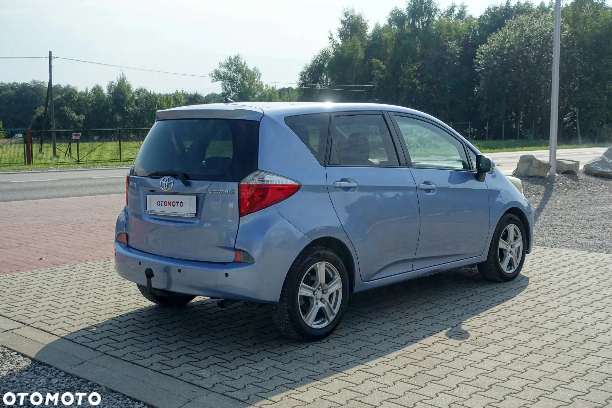 Toyota Verso - 5