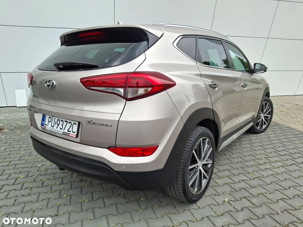 Hyundai Tucson blue 1.7 CRDi 2WD Passion - 11